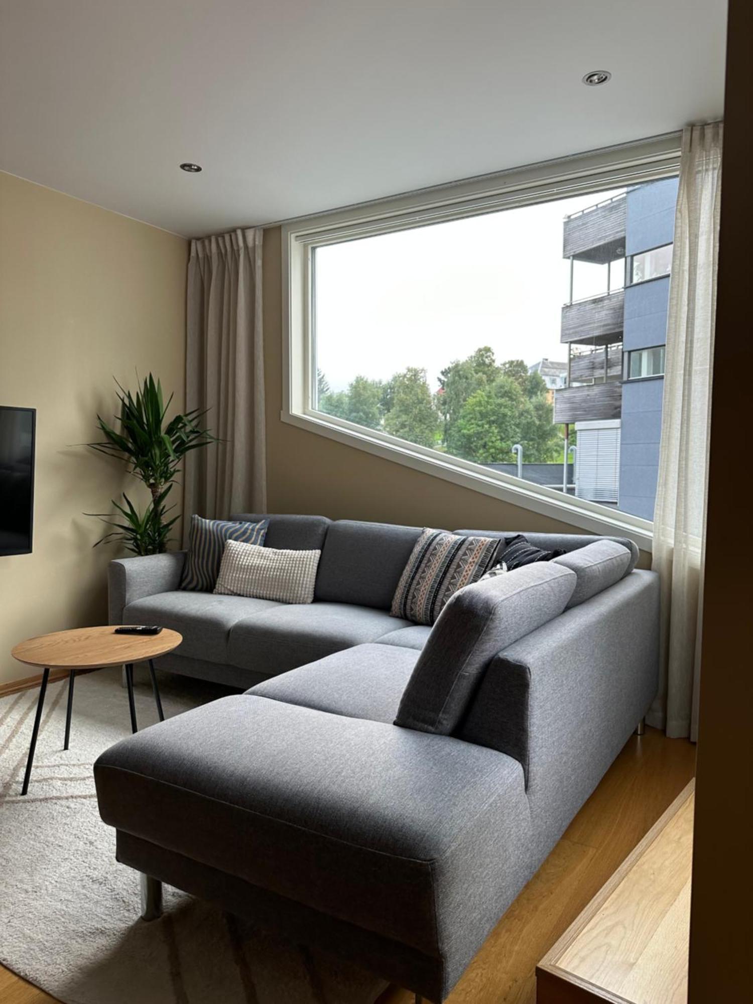 Urban And Quiet Apartment In City Centrum Tromsø Esterno foto